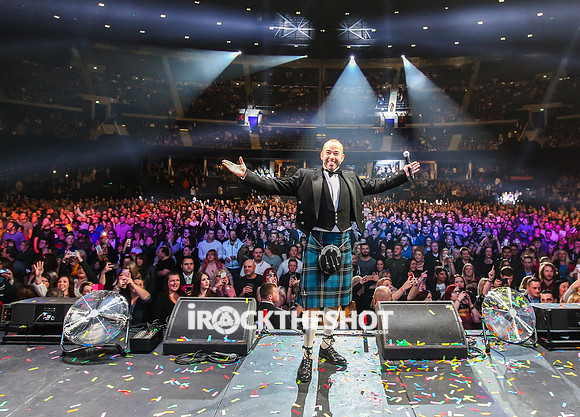 impractical-jokers-group-tour-photos-wheres-larry-papeo-2