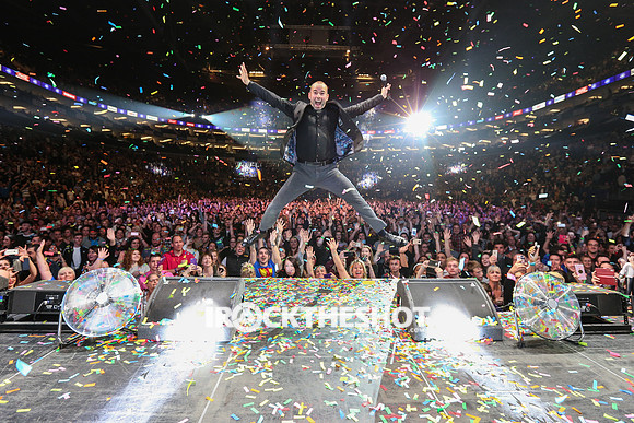 impractical-jokers-group-tour-photos-wheres-larry-papeo-8