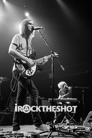 tame impala at terminal 5-12