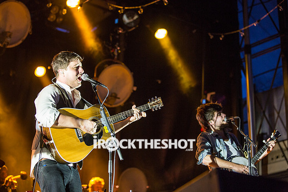 mumford and sons at pier a-1