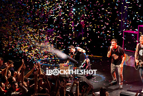 new found glory at best buy-39
