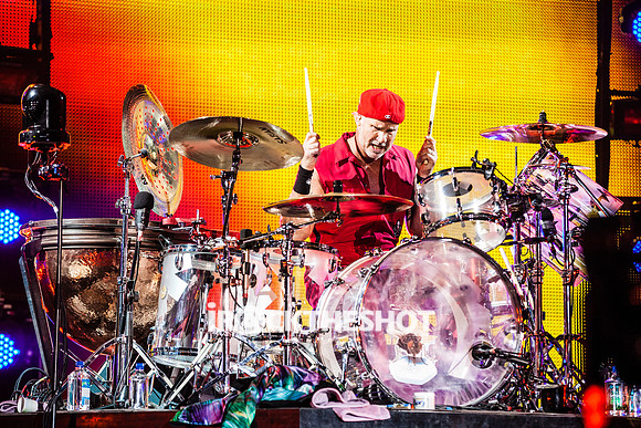 red-ht-chili-peppers-at-firefly-festival-18