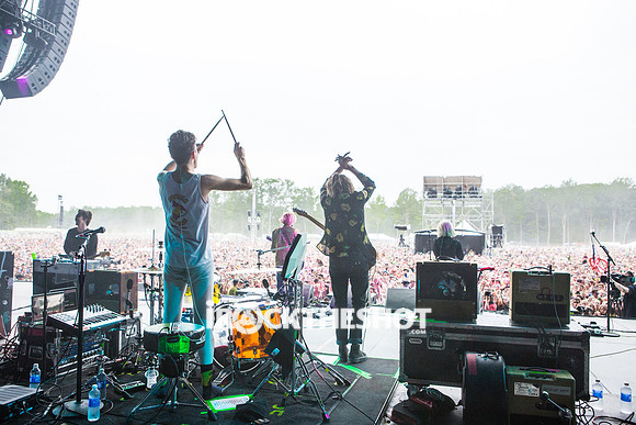 grouplove-at-firefly-festival-24