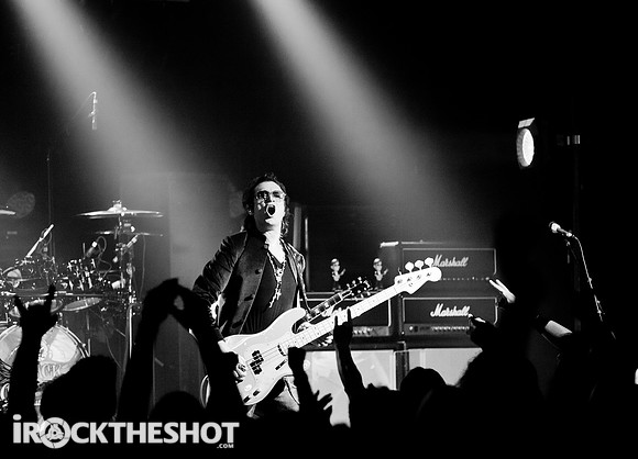 black_country_communion_at_starland_ballroom-33