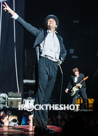 the-hives-at-madison-square-garden-8