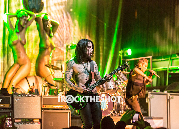 janes addiction at terminal 5-3