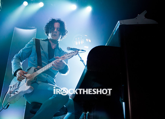 jack white at roseland-25