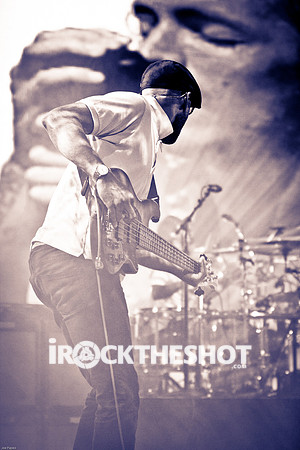 incubus at pnc-5813