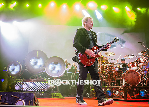 rush at prudential center-20
