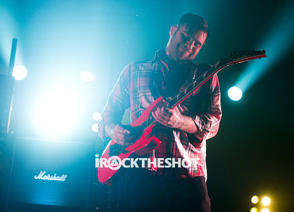 sleigh bells at terminal 5-2