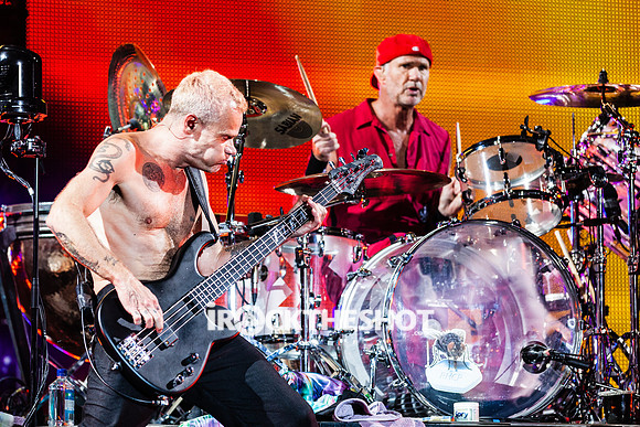 red-ht-chili-peppers-at-firefly-festival-6