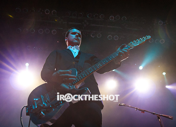 white lies terminal 5-9