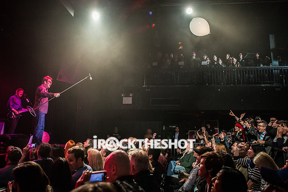 huey-lewis-at-irving-plaza-8