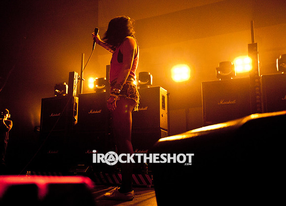 sleigh bells at terminal 5-14
