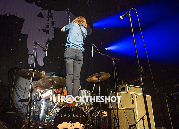 dead sara at terminal 5-17