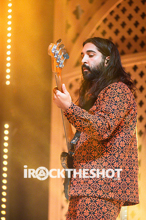 young-the-giant-beacon-theatre-10-21-2022-joe-papeo-38