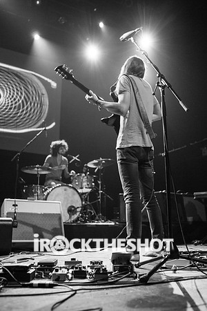 tame impala at terminal 5-16