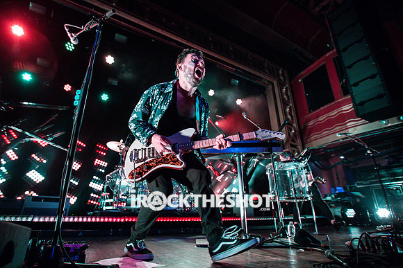 walk-the-moon-webster-hall-joe-papeo-11.12.2022-10