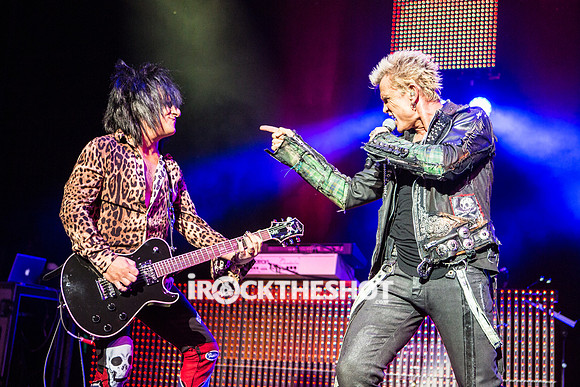 billy-idol-at-the-capitol-theatre-11
