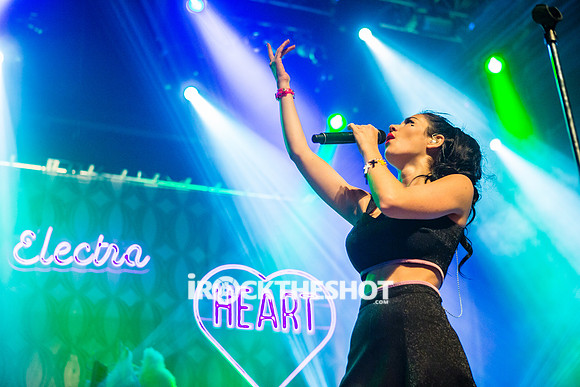 marina and the diamonds at terminal 5-16