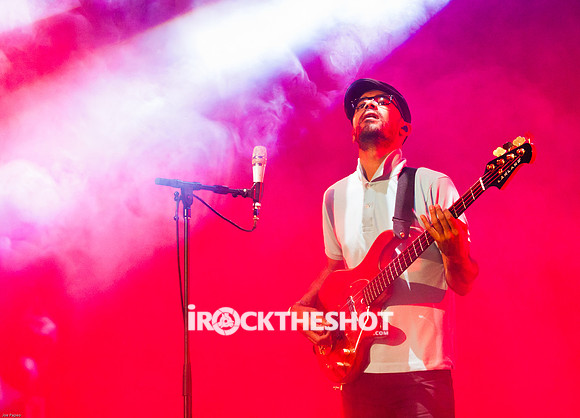 incubus at pnc-5592