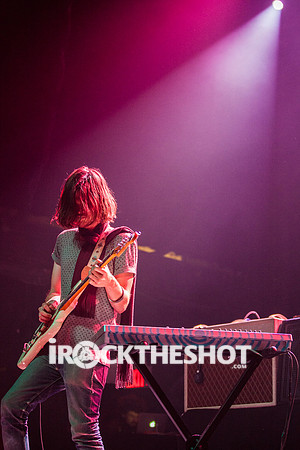 tame impala at terminal 5-6