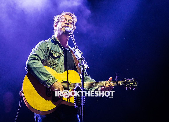 amos-lee-at-firefly-festival-3