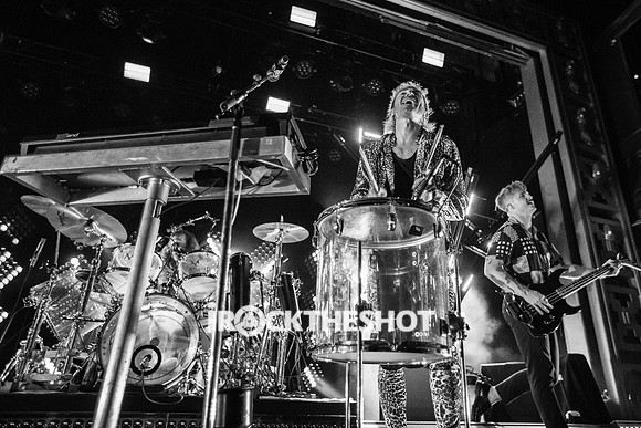walk-the-moon-webster-hall-joe-papeo-11.12.2022-16