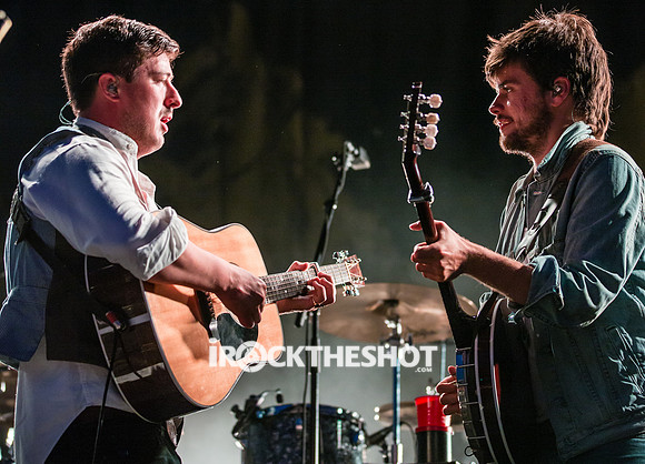 mumford and sons at pier a-13