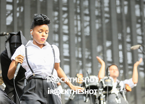 janelle monae at mia-7