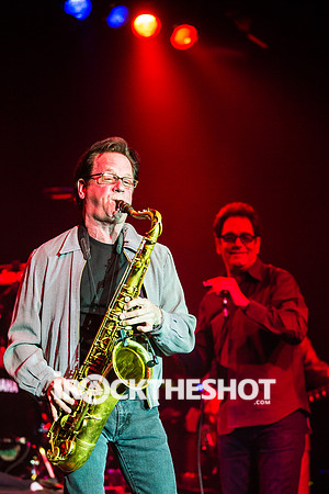 huey-lewis-at-irving-plaza-7