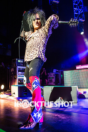 billy-idol-at-the-capitol-theatre-10