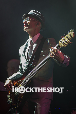 huey-lewis-at-irving-plaza-21