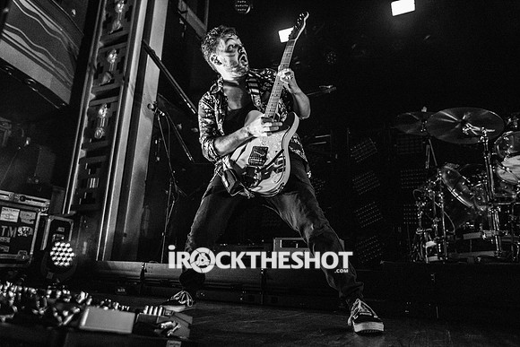 walk-the-moon-webster-hall-joe-papeo-11.12.2022-25