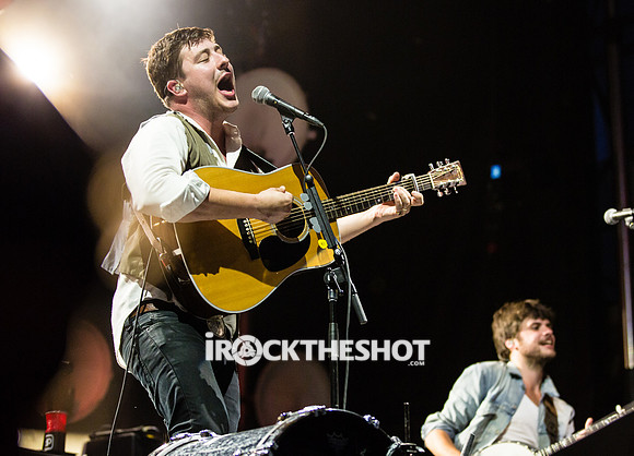 mumford and sons at pier a-18