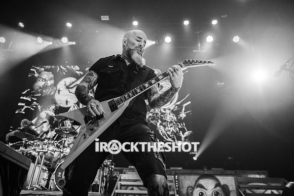 anthrax-at-the-wellmont-2023-joe-papeo-11