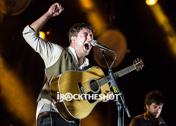 mumford and sons at pier a-8