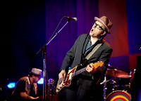 elvis costello at the wellmont-2