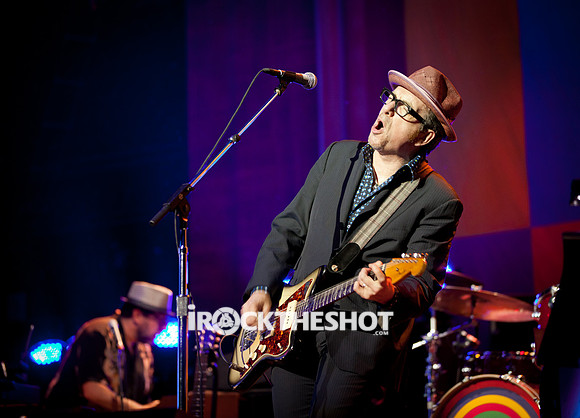 elvis costello at the wellmont-2