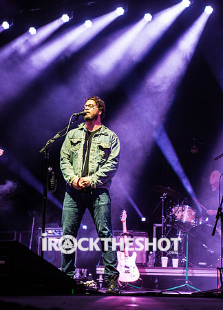 amos-lee-at-firefly-festival-6