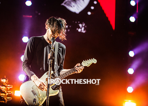 red-ht-chili-peppers-at-firefly-festival-8