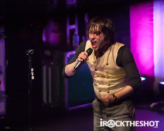 Plain White Ts-13