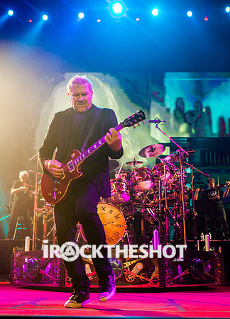 rush at prudential center-18