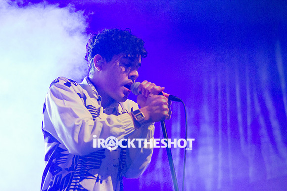 neon indian at terminal 5-17