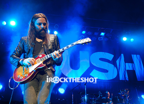 bush at the wellmont theatre-15