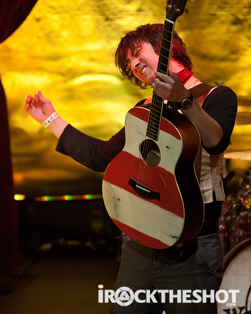 Plain White Ts-20