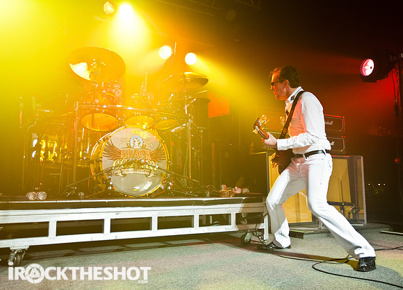 black_country_communion_at_starland_ballroom-13