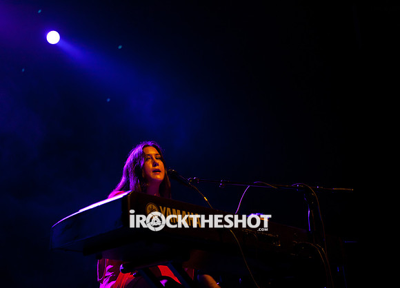 vanessa carlton at terminal 5-8