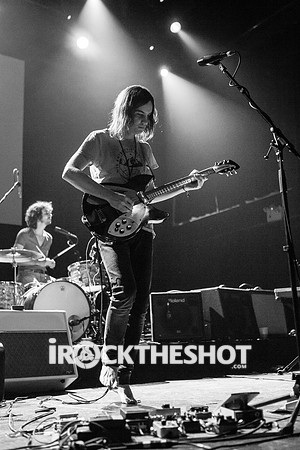 tame impala at terminal 5-17