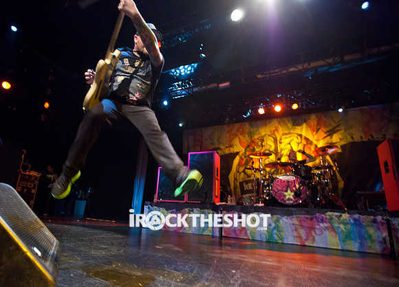 new found glory at best buy-3